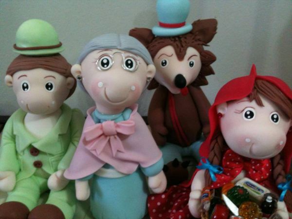 Enfeite de mesa turma da Chapeuzinho Vermelho